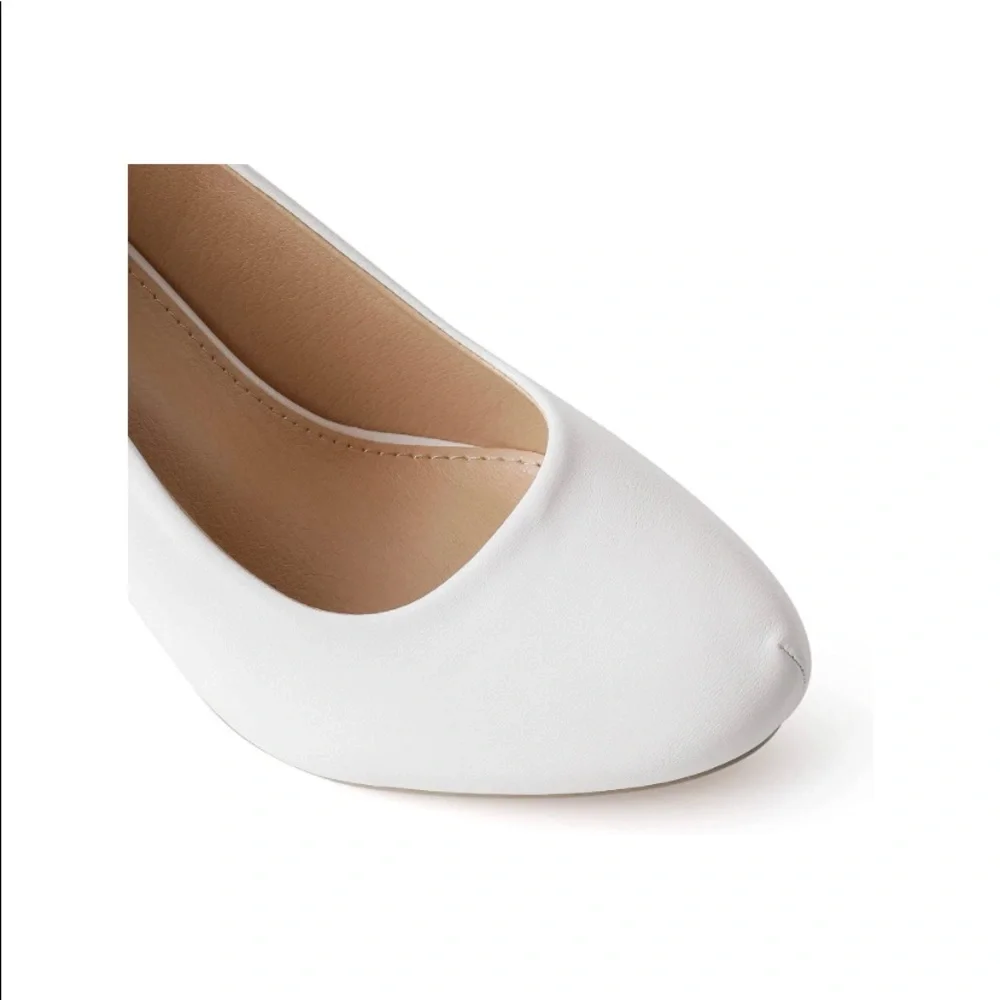 Trary White Round Toe High Heel Pumps - Picture 7 of 9